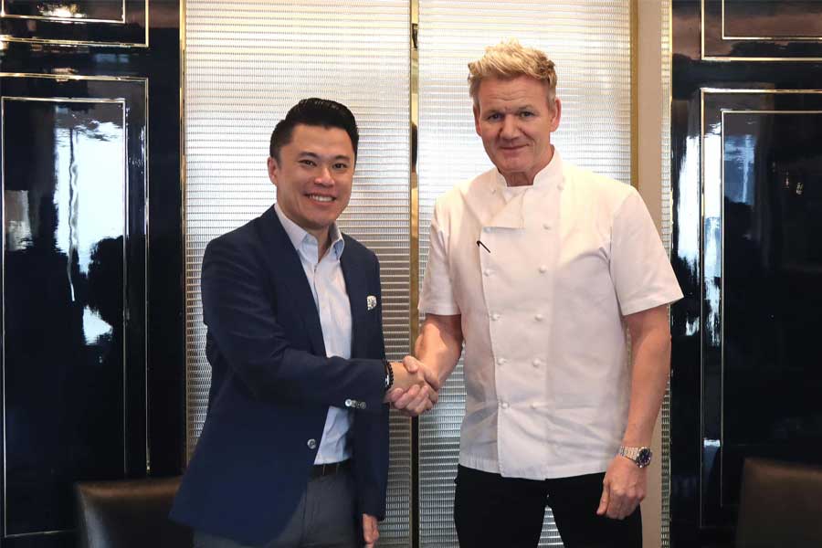 chef gordon ramsay photo megaworld newport city bar and grill